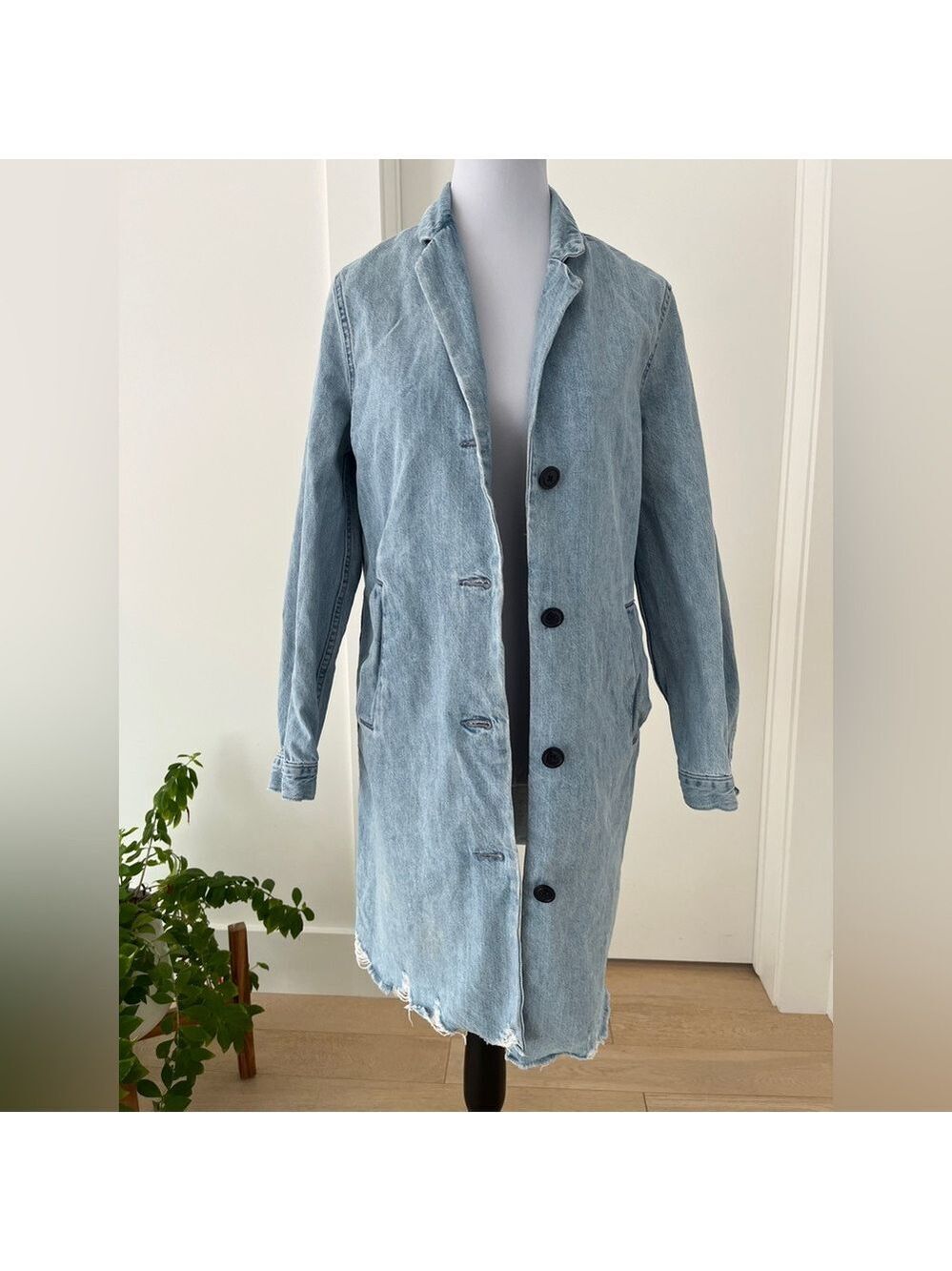 LEVI'S Josette Duster Long Coat Button Front Distressed Raw Hem Western Casual - Picture 3 of 17